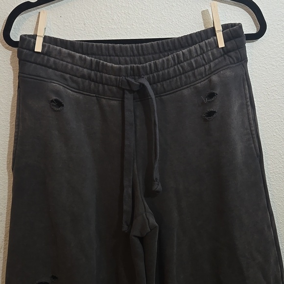 Arie Wide Leg Sweatpants Distressed Gray Small - Picture 4 of 9